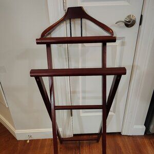Vintage Wooden Valet Stand – Mid-Century Gentleman’s Clothes Butler, Folding